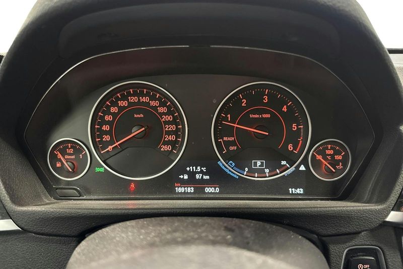BMW 320 bild 11