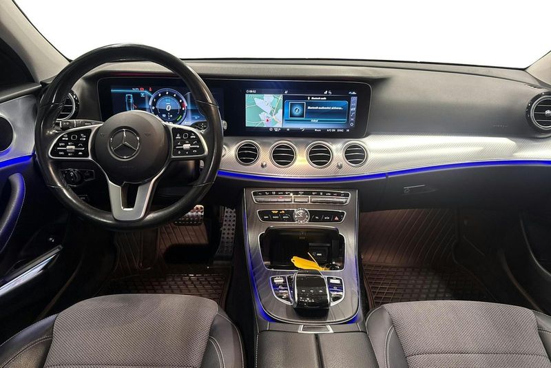 Mercedes E300 bild 6