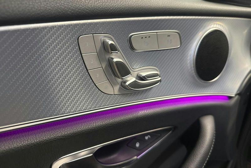 Mercedes E300 bild 18