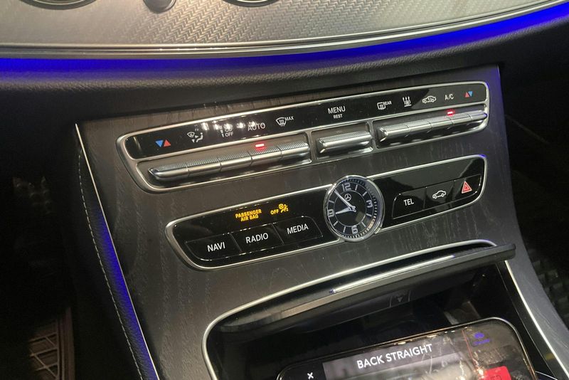 Mercedes E300 bild 15