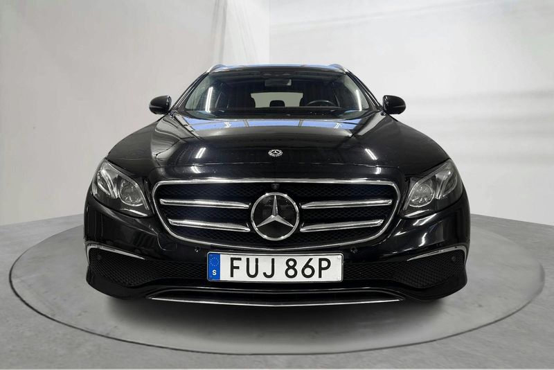 Mercedes E300 bild 4