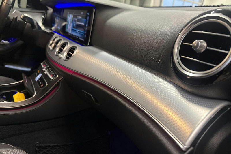 Mercedes E300 bild 19