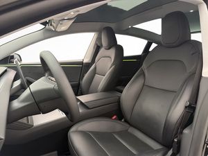 Tesla Model 3 bild 12