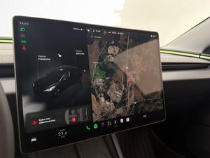 Tesla Model 3 bild 21