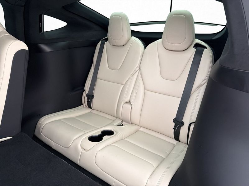 Tesla Model X bild 30