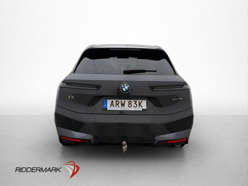 BMW iX bild 8