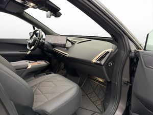 BMW iX bild 28
