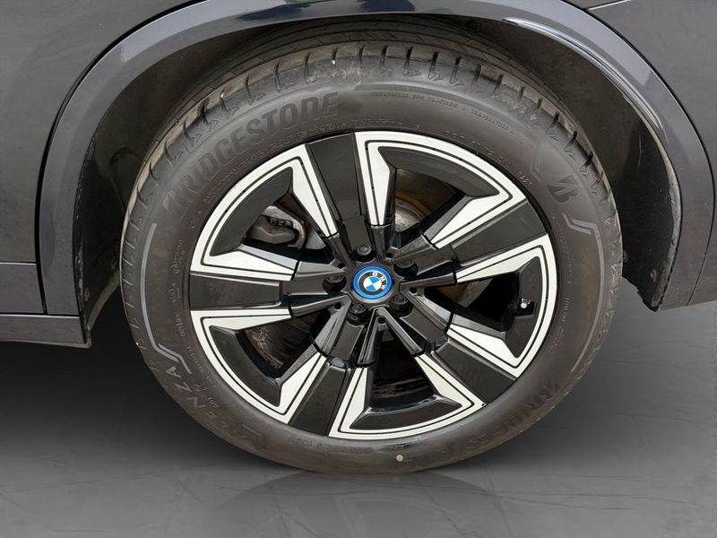 BMW iX3 bild 35