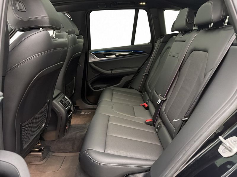 BMW iX3 bild 27