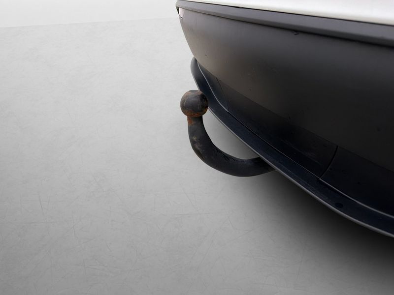 Tesla Model Y bild 10