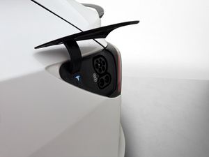 Tesla Model Y bild 31