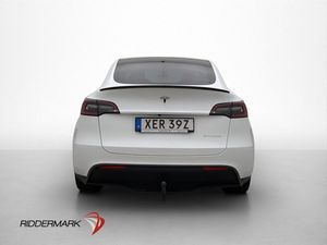 Tesla Model Y bild 8