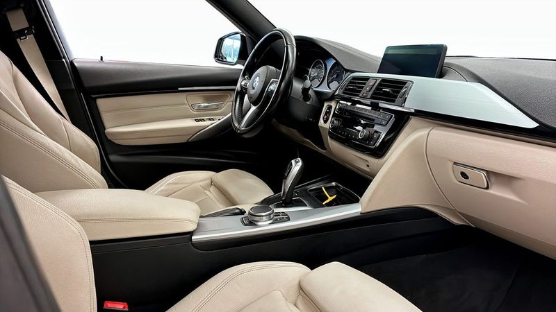 BMW 320 bild 3