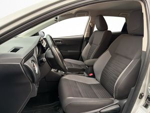 Toyota Auris bild 15