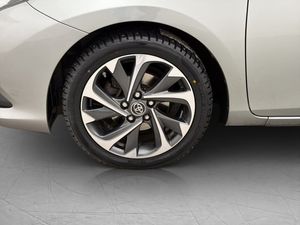 Toyota Auris bild 26