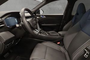 Lynk & Co 01 bild 5
