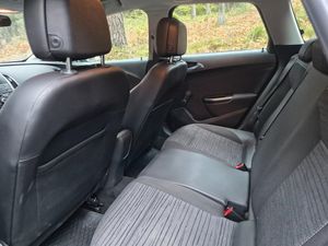 Opel Astra bild 9