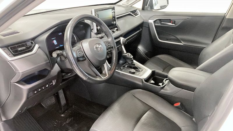 Toyota RAV4 bild 9