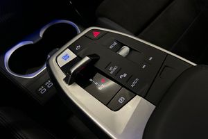 BMW iX1 bild 15