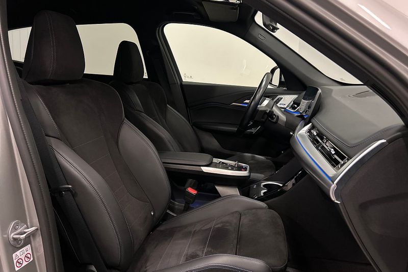 BMW iX1 bild 18