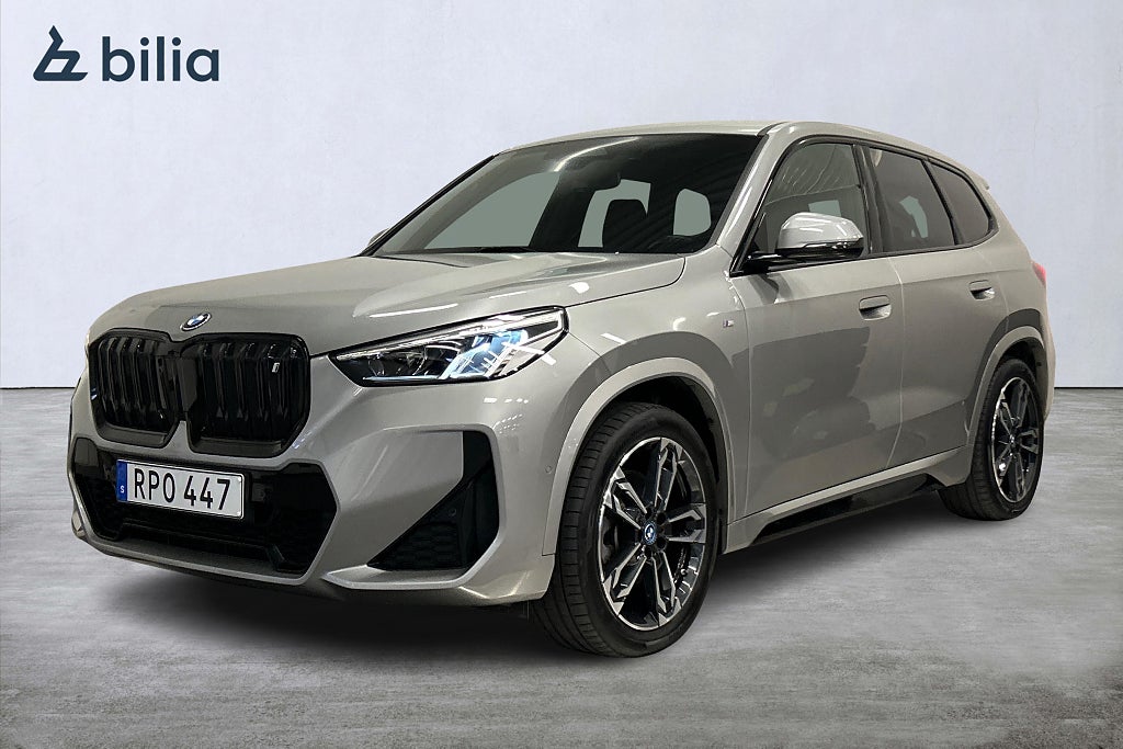 BMW iX1
