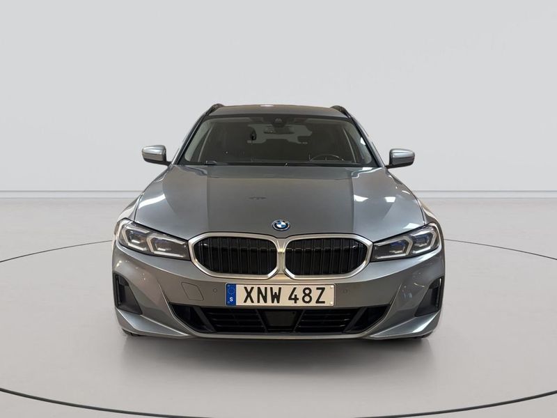 BMW 330 bild 7
