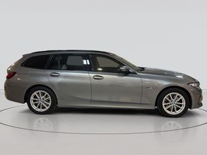 BMW 330 bild 5