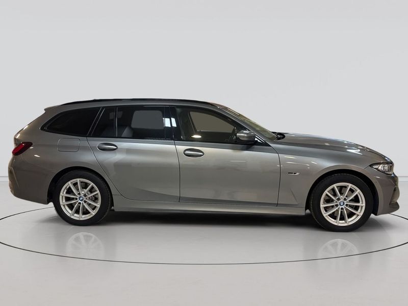 BMW 330 bild 5