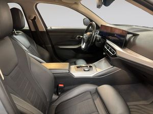BMW 330 bild 11