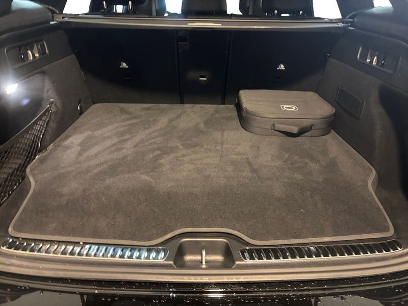 Mercedes GLC300 bild 13