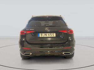Mercedes GLC300 bild 4
