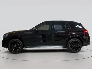 Mercedes GLC300 bild 2