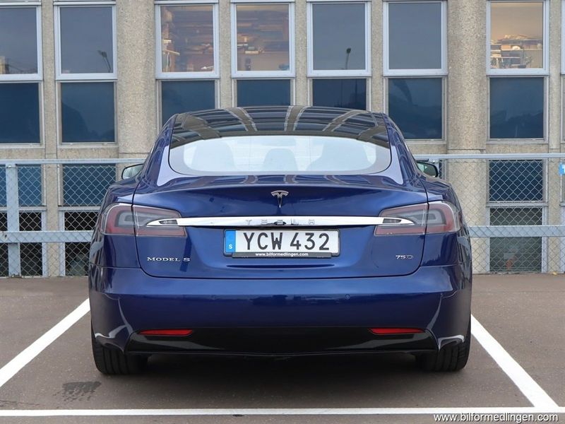 Tesla Model S bild 24