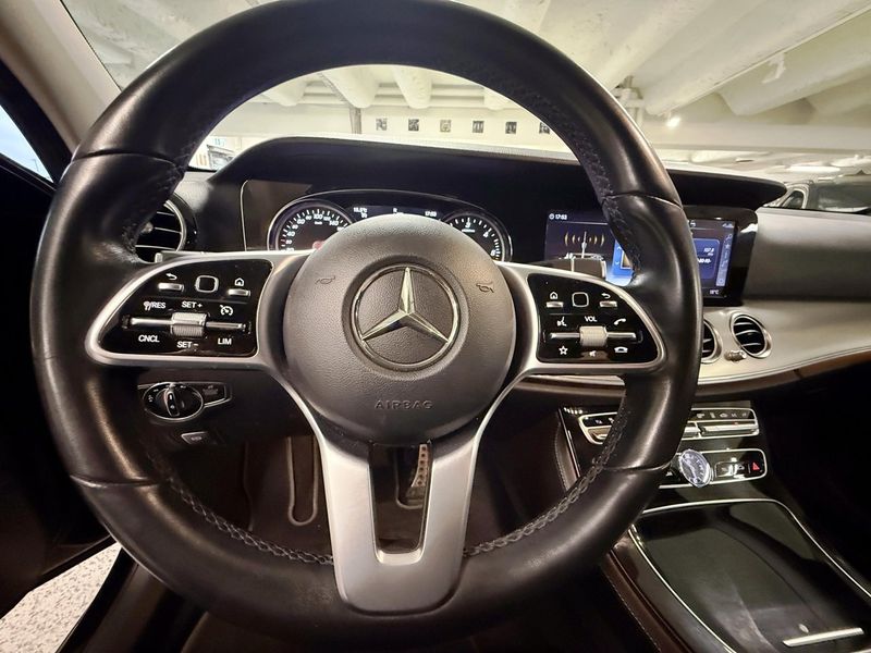 Mercedes E220 bild 12