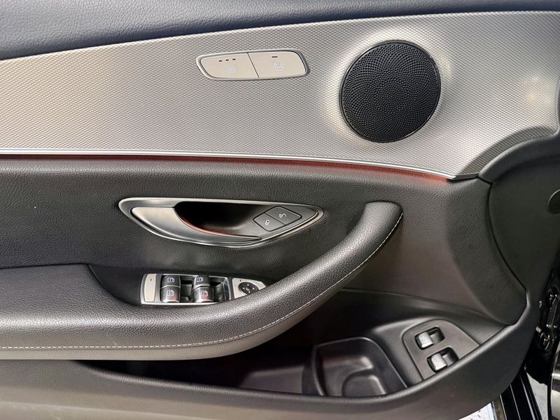 Mercedes E220 bild 10