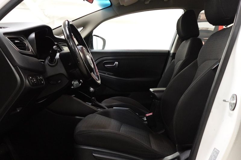 Kia Carens bild 4