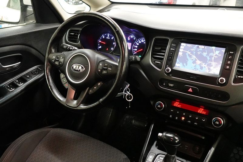 Kia Carens bild 8