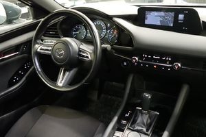 Mazda 3 bild 8