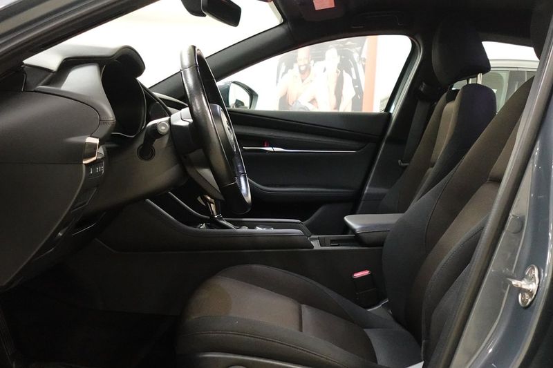 Mazda 3 bild 4