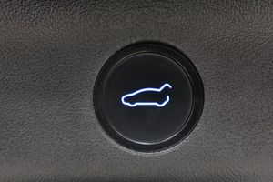 Tesla Model Y bild 19