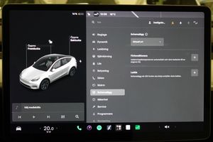 Tesla Model Y bild 11