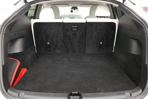 Tesla Model Y bild 20