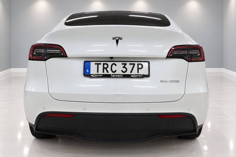 Tesla Model Y bild 22