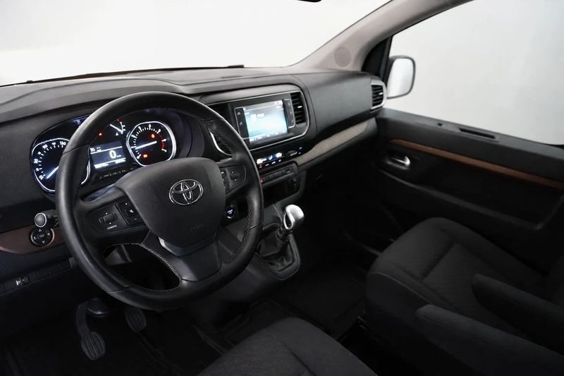 Toyota Proace bild 10