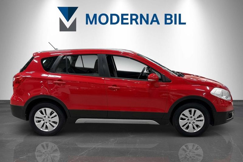 Suzuki S-CROSS bild 6