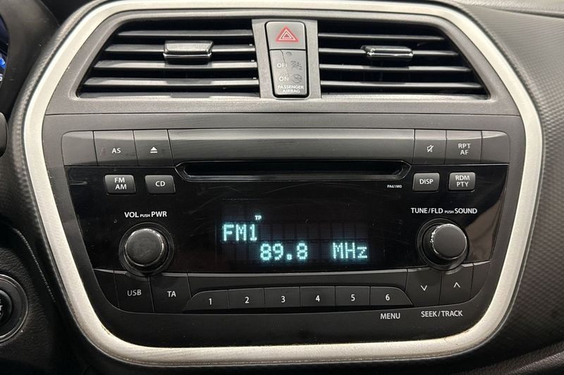 Suzuki S-CROSS bild 11