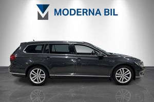 Volkswagen Passat bild 7