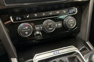 Volkswagen Passat bild 17