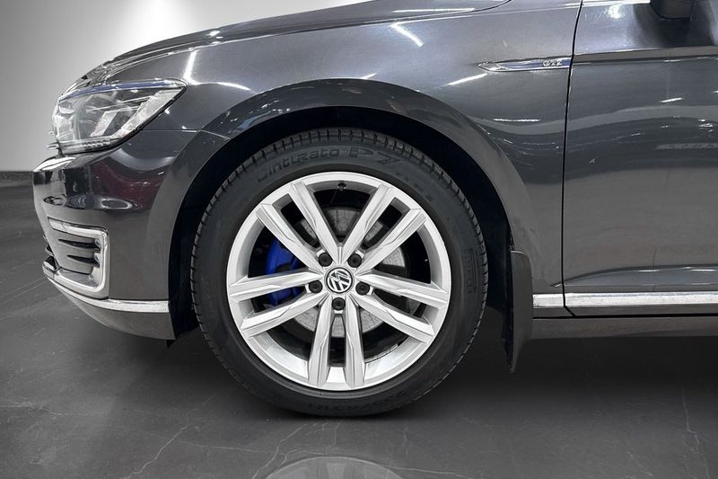 Volkswagen Passat bild 2