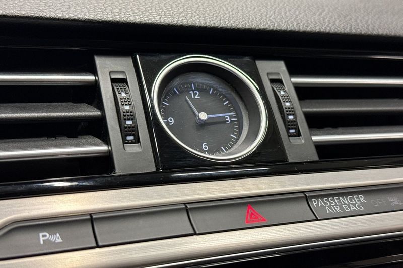 Volkswagen Passat bild 18